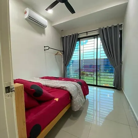 Teratak Qaseh Meru Kapar Bagian luar foto
